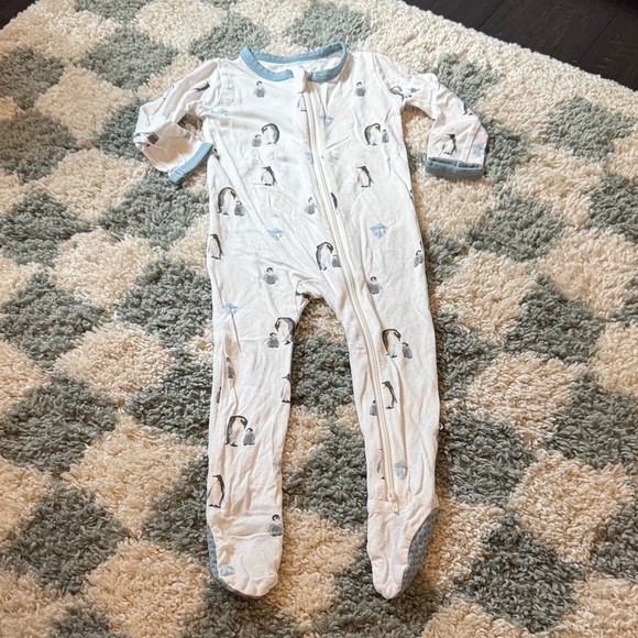 Kyte Baby Penguin zippered pajamas - Picture 1 of 4